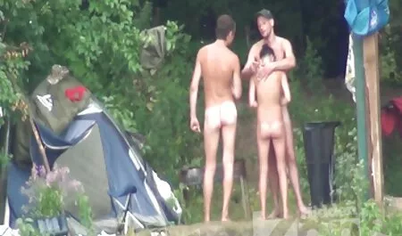 Уловени от камера горещ старо порно Аматьорски Тройка