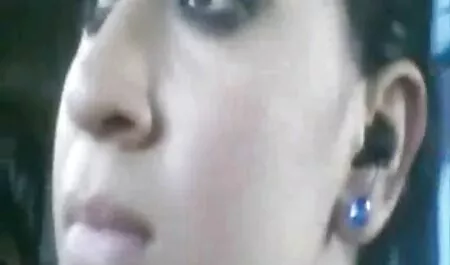 Сладка сестра книжен червей със порно със стари и млади страст