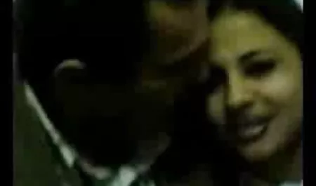 Смешен тийнейджър обича стари баби порно пениса