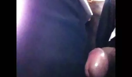 Интересно порно стари и млади Jayymes-busty ченгета ван кола Хавай
